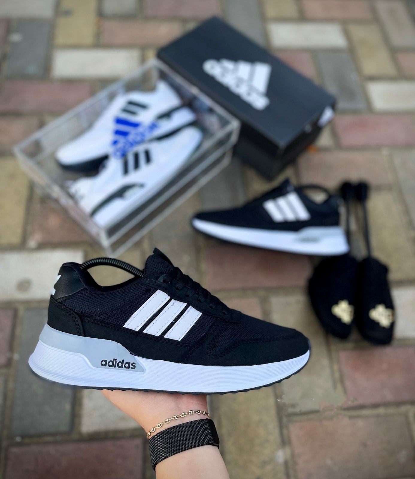 TENIS ADIDAS 📢 ¡Crea tu combo!  👟 Compra 1, lleva 2 – ¡Solo por tiempo limitado! 🚨¡Solo por hoy!🚨